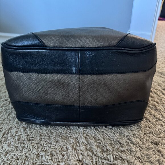 Burberry Metallic Carryall/Tote/Shoulder Bag - Picture 4 of 12